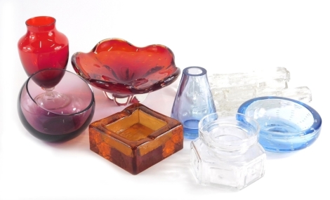 Various 1960's Art Glass to include Whitefriars, Dartingdon and Caithness, including a red and clear glass vase 18cm high (quantity)