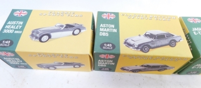 Vanguard and other 1:43 scale classic cars, to include a Triumph Spitfire MKII, BMW 507, etc., boxed. (9) - 2