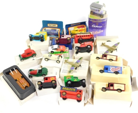 Die cast vehicles, to include Matchbox Star Car, Rowntree's Jelly and other advertising cars, boxed. (a quantity)