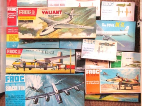 Frog and other aeroplane kits, Avro Shackleton, 1:72 scale Messerschmitt, etc., boxed. (a quantity)