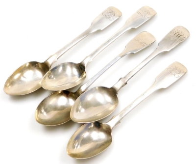 Five silver Fiddle pattern teaspoons, London 1822, Dublin 1852, London 1835, 3oz.