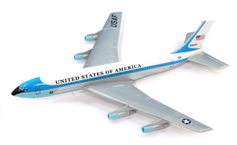 An Aviation Archive military air power Boeing VC-137C Air Force One die cast model.