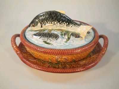 A 20thC Majolica fish dish