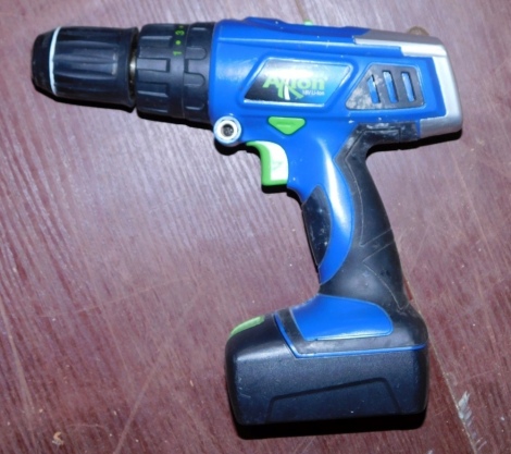 An Axion 18v cordless drill.