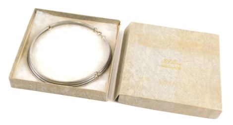 A 20thC Jorgen Jensen choker necklace, in three sections, marked 90 Denmark, 14cm wide. (boxed)