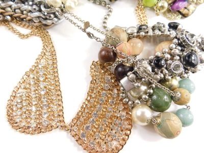 A group of modern costume jewellery, chunky modern beaded necklaces, multi strand necklaces, etc. (a quantity) - 2