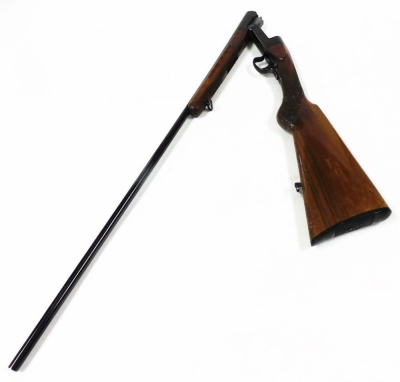 An Italian Bernardelli .410 single barrel shotgun, Serial No. 16972. NB. A current valid Shotgun Certificate will be required to view and bid for this lot. For Sale by Tender with final bids to be submitted by 10am Saleday - 2