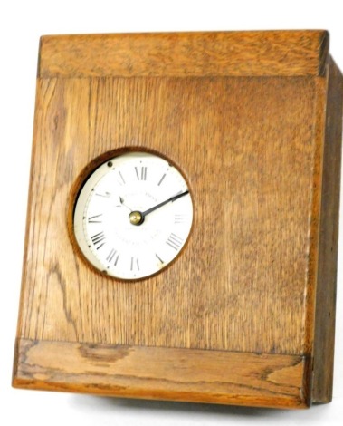 An early 20thC oak cased Gledhill-Brook time recording machine, Huddersfield England, 30.5cm high, 25cm wide.