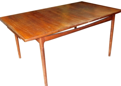 A G-Plan teak draw leaf dining table, 73cm high, 152cm wide, 89cm deep.