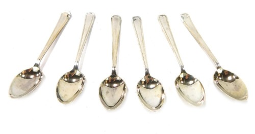 A set of six George V silver teaspoons, each of Art Deco type design, Sheffield 1929, 3¾oz. (boxed)