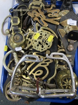 Horse brasses and martingales, etc. (1 tray)