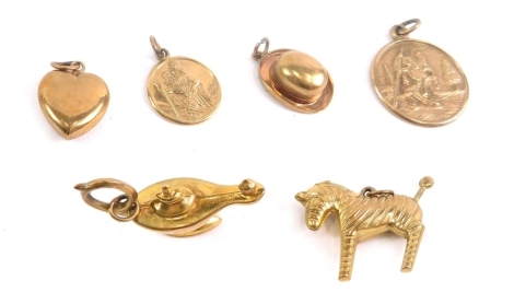 Various 9ct gold and other charms, oil lamp, 1cm high, etc., some pieces unmarked, 8.3g all in. (a quantity)