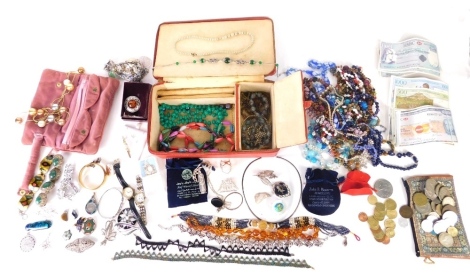 Various costume jewellery and effects, a micro mosaic brooch set with flowers, 4cm wide, various beads, necklaces, other costume jewellery, filigree leaf brooch, various other brooches, etc., a bullion style purse, various wristwatches, coins, etc. (a qu