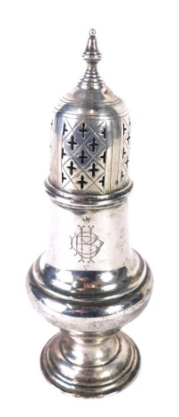 A George V silver sifter, with urn finial, pierced domed lid, inverted bellied body, inverted stem and circular foot, London 1919, 15cm high, 3.5oz.