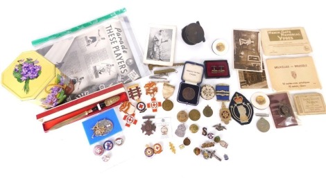 Various ephemera, collectables, etc., a quantity of medals and related items, military buttons, a Korean war medal marked 228287+1 Pte TS Smith, various cap badges, gilt metal Masonic medal, 10cm high, miniature extending pencil, JR Gaunt tank badge, foot