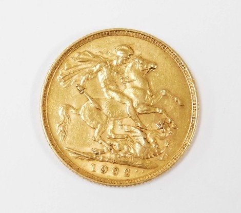 An Edward VII gold full sovereign 1902, 8.0g.