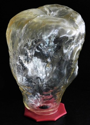 A modernist art glass sculpture of a man's bust, raised on a red Perspex base, 32cm high. - 3