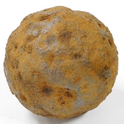 A cannonball, 15cm wide. - 2