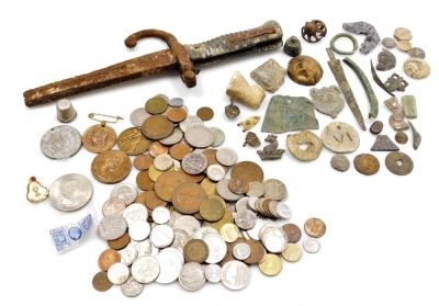 A group of archaeological finds, to include part of a French bayonet, token, other pieces of etched metalware, various World and GB coins, oxidised ring, etc. (1 box)