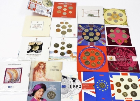 Ten Royal Mint commemorative coin sets, to include 1989, 1991, 1998, 1993, set commemorating the 90th birthday of Queen Elizabeth, The Queen Mother, etc.