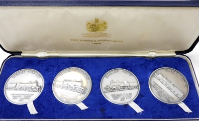 Four History of the Railways medal sets, a Railway sesquicentennial medallic first day cover, commemorative coins, other History of the Railway part coin sets, some with certificates, etc. (1 tray) - 3