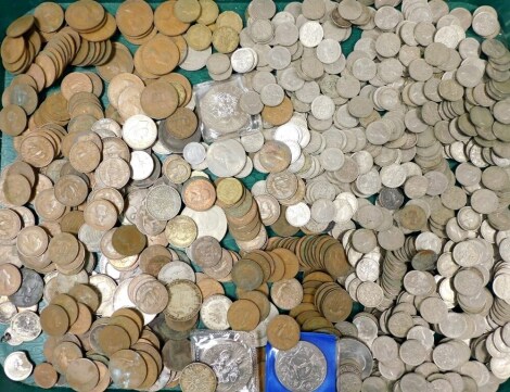 An assortment of pre decimal British coinage, to include post 1947 sixpences, 1933 sixpence, Churchill crown, one pennies, half pennies, other commemorative crowns, etc. (1 tray)