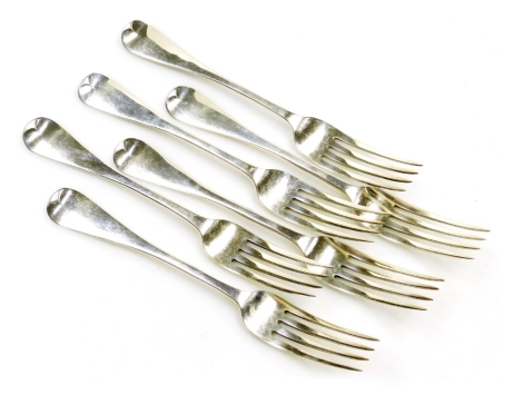 A set of six William IV Hanoverian pattern dinner forks, London 1834, 12.35oz.