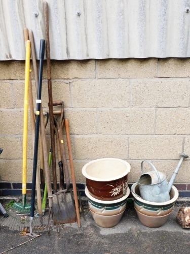 Various plant pots, galvanized metal watering can, garden tools, etc. (a quantity)