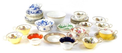 Various cups and saucers, Aynsley gilt painted cups and saucers, blue and white Plant China dragon pattern cups and saucers, serving bowls, etc. (1 tray) - 4