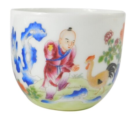 A Chinese porcelain tumbler cup, with hand painted decoration of a figure of a man, cockerel and script, 7cm high, with seal mark in underglaze blue, (AF).