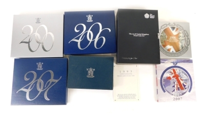 . Various Royal Mint coin sets, 1993, 2006 Uncirculated Coin Collection, 2006 Proof Coin Collection, Brilliant Uncirculated Coin Collection 2007, other coin sets 2000, and another 2007. (a quantity)