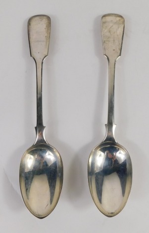 A pair of George V silver tablespoons, by Francis Stebbings, fiddle pattern, London 1913, 19cm long, 4.72oz. (2)