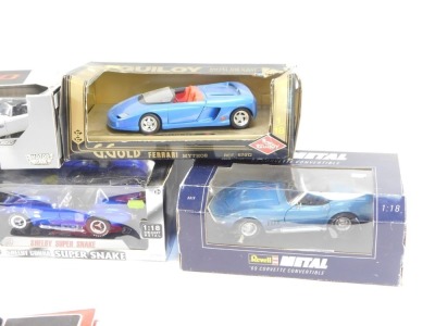 A group of diecast vehicles, 1:18 scale, comprising Maisto Mercedes Benz 300S, Shelby Cobra Super Snake, a Revell 69 Corvette Convertible, Motormax twin car set, Guiloy Ferrari Mythos, and a Muscle Machines American Muscle car, mainly boxed. (6) - 3