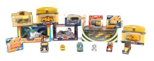 Diecast vehicles, play worn, boxed Harley Davidson motorbikes, AA Road Service collectables, Corgi Days Gone and other. (1 tray plus)