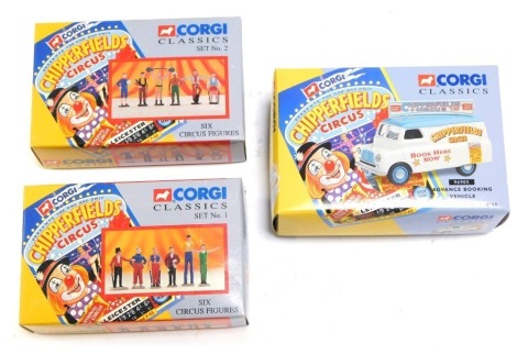 Corgi Classics Chipperfield Circus diecast vehicles and figures, comprising set number one and two circus figures and an advance booking vehicle, 96905, boxed. (3)