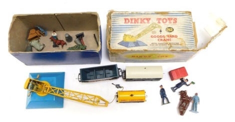 A Dinky Toys Goods Yard crane, No 752, boxed.