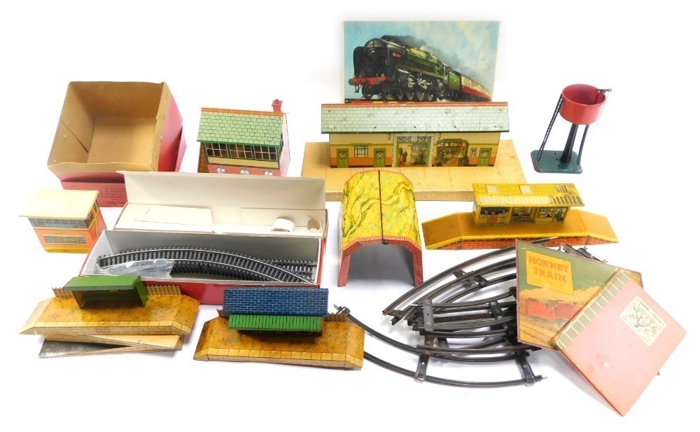 Tin plate railway buildings, book stall, signalling, signal post, oval ...