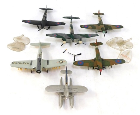 Kit built model aircraft. (1 tray)