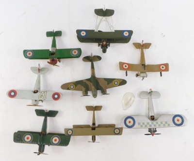 Kit built model aircraft. (1 tray) - 2