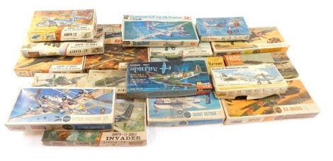 Airfix and other kit built model aircraft. (1 box)