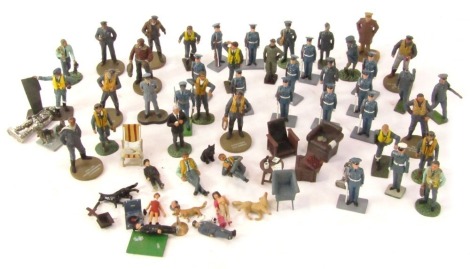 Painted metal figures, soldiers, station guards, etc. (1 bag)