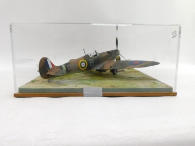 A diorama model of a Spitfire MKV, 1:32 scale, in perspex display case, 34cm high, 43cm wide, 43cm deep. - 6