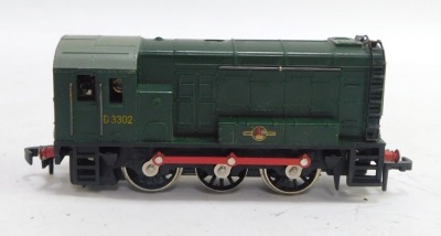 A Hornby Dublo HO/OO diesel electric shunting locomotive, 0-6-0, 2231, two rail, boxed. - 3