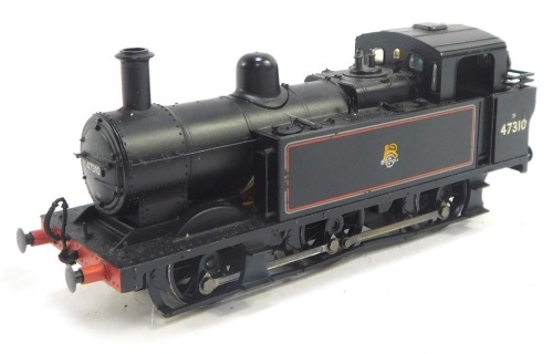 A Bachmann Branchline 33-22 6U class 3F Fowler Jinty locomotive, 0-6-0, 7310, in black livery.