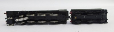 An Airfix OO gauge GWR class Filleigh Castle locomotive and tender, 4-6-0, 4073. - 3