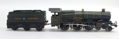 An Airfix OO gauge GWR class Filleigh Castle locomotive and tender, 4-6-0, 4073. - 4