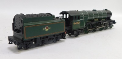 A Hornby OO gauge LNER class A3 Flying Scotsman locomotive and matched tender, in green livery, 4-6-2, 4472. - 4