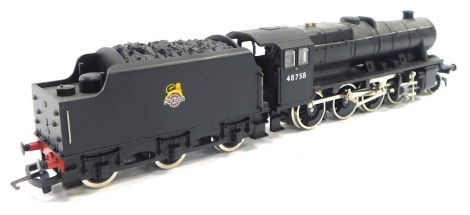 A Hornby OO gauge class 8F locomotive and tender, R322, 2-8-0, 48758.