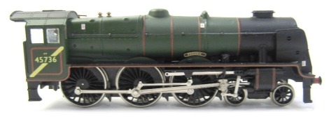 A Bachmann OO gauge LMS Jubilee Class Phoenix locomotive, green livery, 4-6-0, 45736.