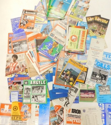 Various Lincoln City FC football programmes, late 1970s away matches, Vs Plymouth Argyle, Torquay United, 1975-76 and a large quantity of others from the similar era and a quantity of other clubs.